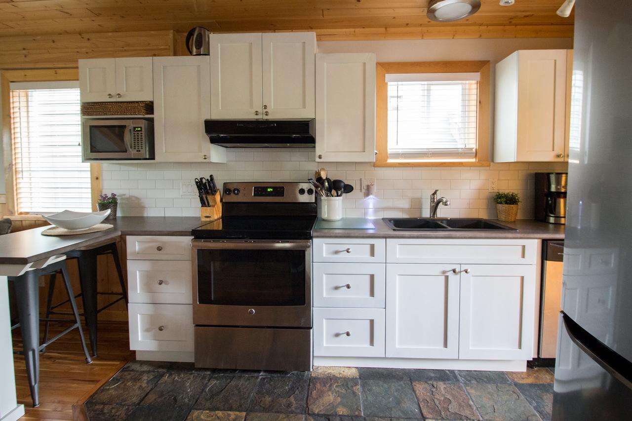 Reef Point Cottages Ucluelet Buitenkant foto