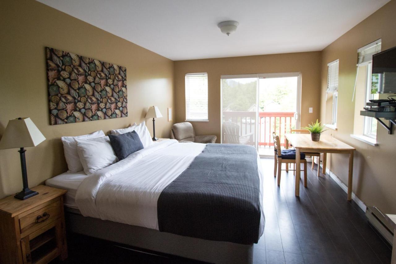 Reef Point Cottages Ucluelet Buitenkant foto