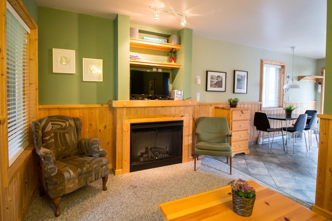 Reef Point Cottages Ucluelet Buitenkant foto