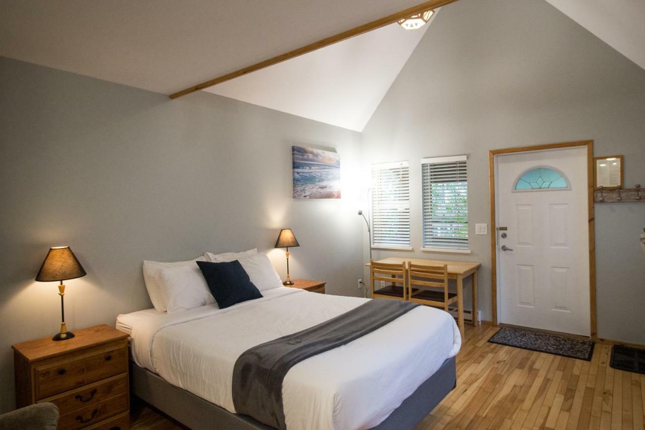 Reef Point Cottages Ucluelet Buitenkant foto